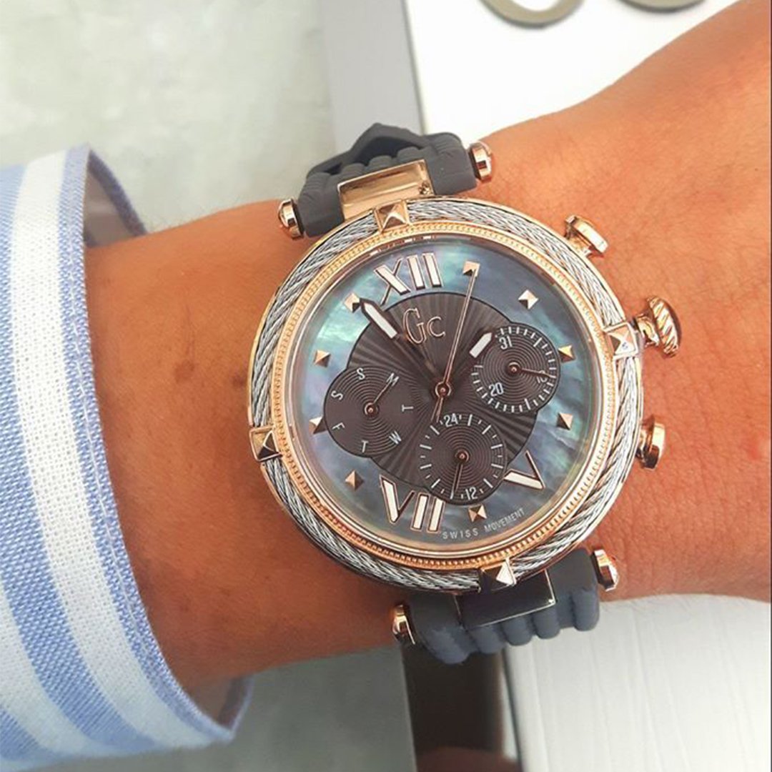 MONTRE Guess Collection Gc SILICONE Y16006L5